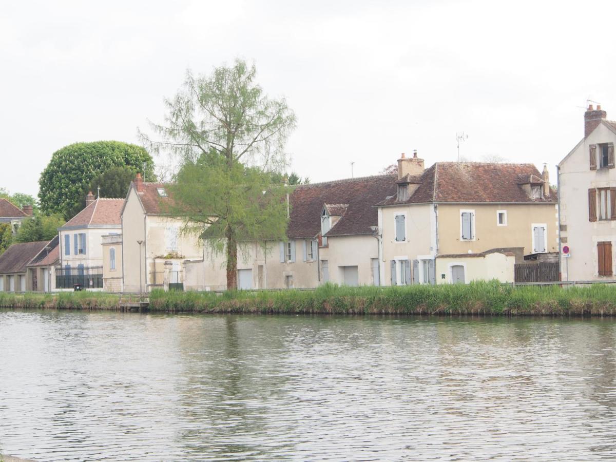 Le Mont Brenn Daire Auxerre Dış mekan fotoğraf